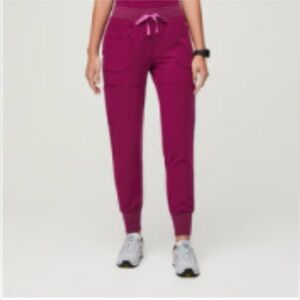 Figs Dark Magenta Nepal - Skinny Jogger Scrub Pants